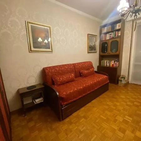 Dalla Nonna Di * Milão